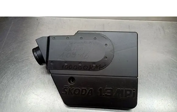 Skoda Felicia II Engine coolant pipe/hose 047129654