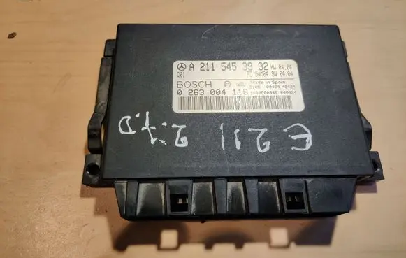 Mercedes-Benz E W211 Parking PDC control unit/module A2115453932
