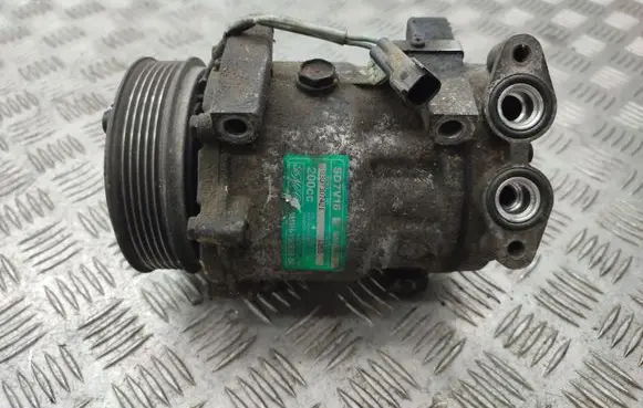 Mazda 3 I Air conditioning (A/C) compressor (pump) 3M5H19D629SA