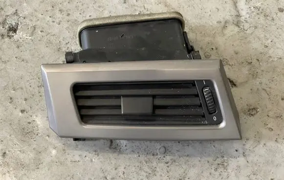 BMW 5 E60 E61 Dashboard side air vent grill/cover trim 6910731 14121810 5112001