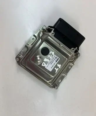 BMW 5 F10 F11 Engine control unit/module ECU 7445434 0281032793