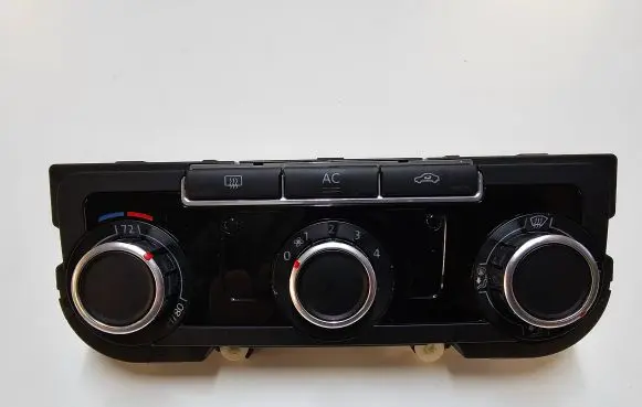 Volkswagen Tiguan Climate control unit 3C8907336AH 5HB009751