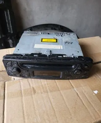 Mercedes-Benz CLK A209 C209 Radio/CD/DVD/GPS head unit A2038202286