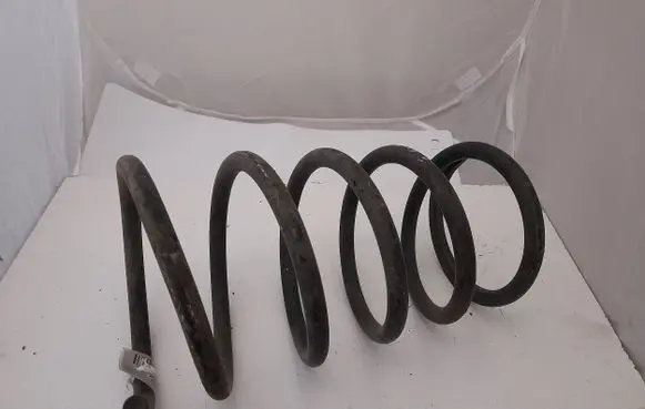 Nissan X-Trail T30 Rear coil spring