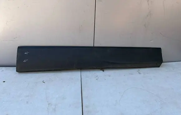 Volkswagen Tiguan Front door trim (molding) 571854940C