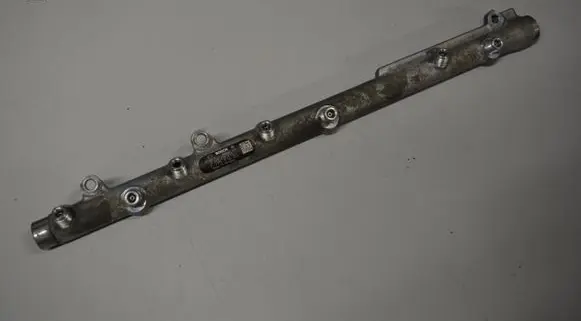 BMW 5 E60 E61 Fuel main line pipe 7795514