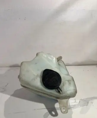 Toyota Prius (XW20) Windshield washer fluid reservoir/tank 060851145