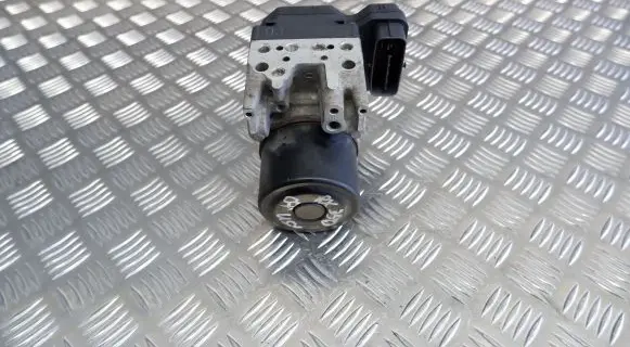 Lexus RX 330 - 350 - 400H ABS Pump 4454048140 8954148160