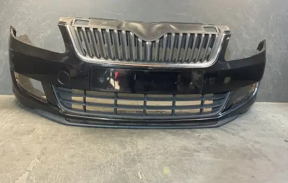 Skoda Fabia Mk2 (5J) Front bumper 5J0807221 5J0853668
