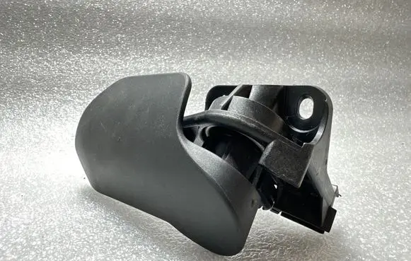 Engine bonnet (hood) release handle