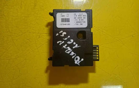 Volkswagen Touran I Steering angle sensor 1K0959654