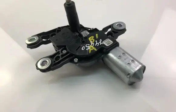 Volkswagen PASSAT B8 Wiper motor 5G0955711