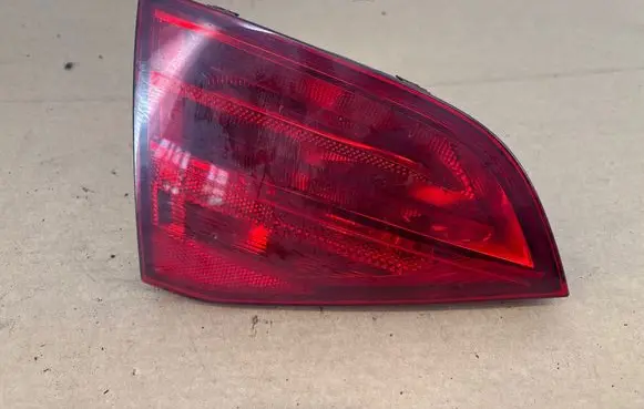 Audi A4 S4 B8 8K Tailgate rear/tail lights 21969006