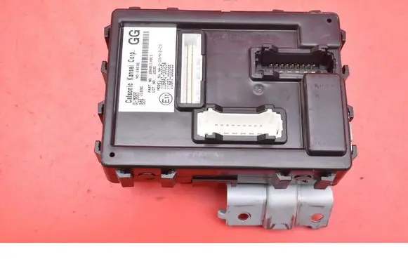 Nissan Micra Comfort/convenience module 284B11HB1E