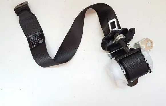 Rear seatbelt