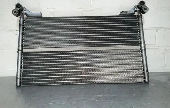 BMW 5 E60 E61 Engine oil radiator 7560965