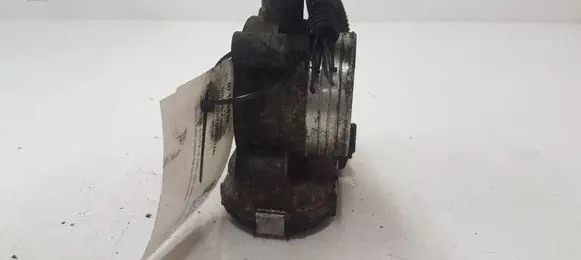 Volvo V70 Throttle valve 8692720 0281002701