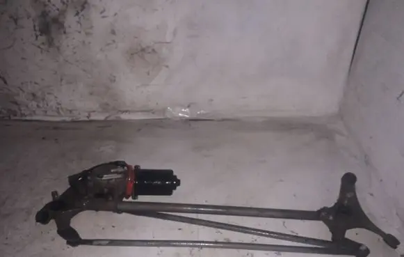 Honda Prelude Front wiper linkage and motor
