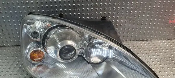 Ford Galaxy Headlight/headlamp 0301183272