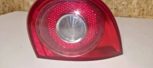 Volkswagen Golf V Tailgate rear/tail lights 285002