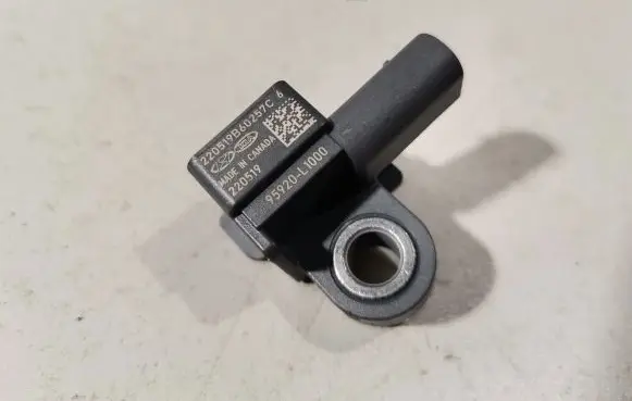 Hyundai Ioniq 5 Airbag deployment crash/impact sensor 95920L1000