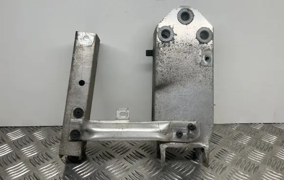 BMW 5 F10 F11 Front bumper shock/impact absorber 7158893 715889307