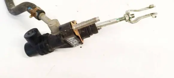 Toyota Avensis T250 Clutch master cylinder 