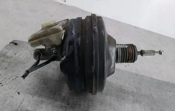 Audi A4 S4 B7 8E 8H Brake booster 8E0612105P