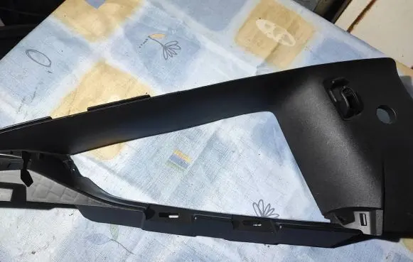 Ford Mustang VI (B) pillar trim (top) FR3B6351987
