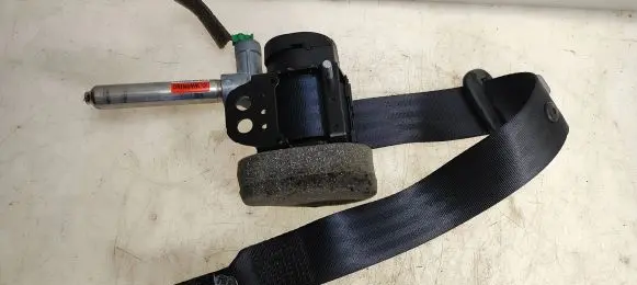 Volvo C30 Rear seatbelt 30642226