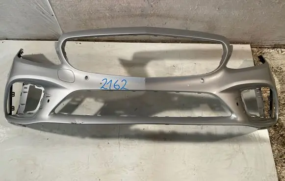 Mercedes-Benz C W205 Front bumper