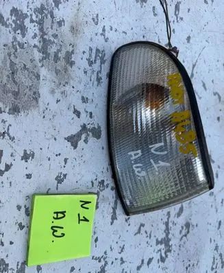Audi A4 S4 B5 8D Front indicator light