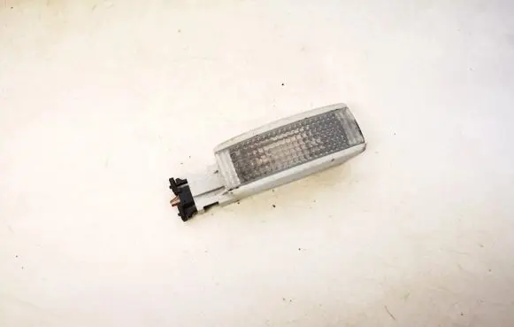 Volkswagen Polo IV 9N3 Other interior light 3b0947113