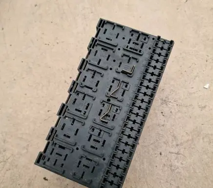 Volkswagen Golf IV Fuse box set 357937039