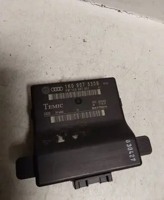 Audi A3 S3 8P Gateway control module 1K0907530B 1K0907951
