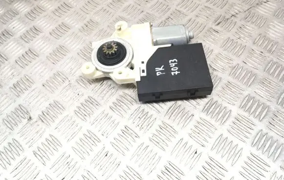 Volvo S40 Front door window regulator motor 30737677 994522108 5WK11512J