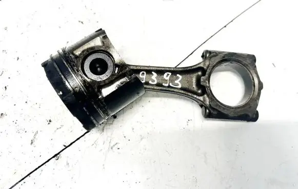 Opel Zafira A Piston with connecting rod