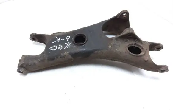 Volvo XC90 Rear upper control arm/wishbone 8666345