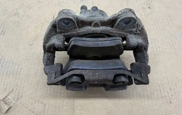 Rear brake caliper