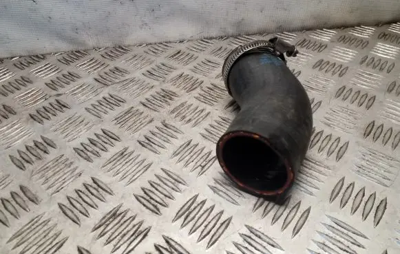Skoda Superb B8 (3V) Intercooler hose/pipe 04L145828G