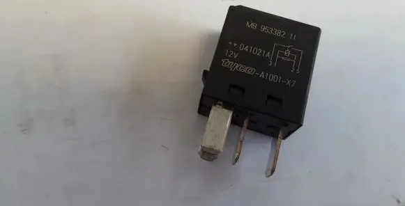 Mitsubishi Space Star Other relay mb953382 mb9533821i