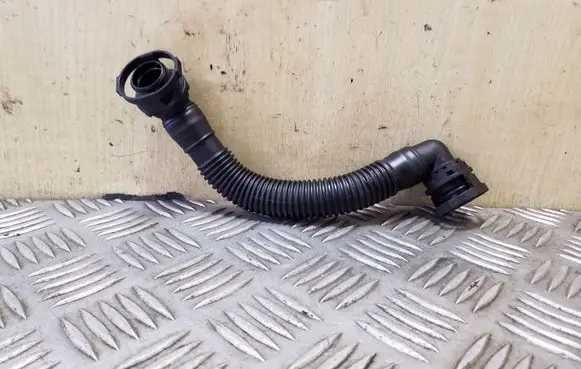 Breather/breather pipe/hose