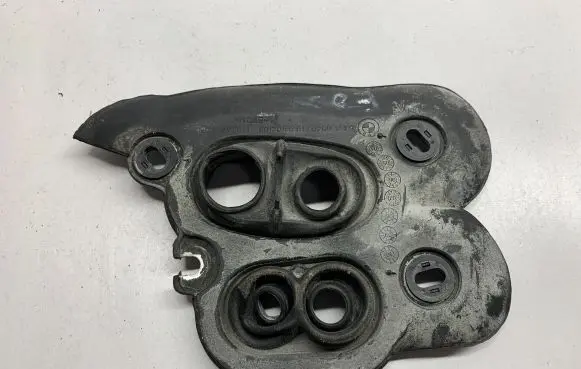 BMW 1 E81 E87 Other engine bay part 64116946719 6946719