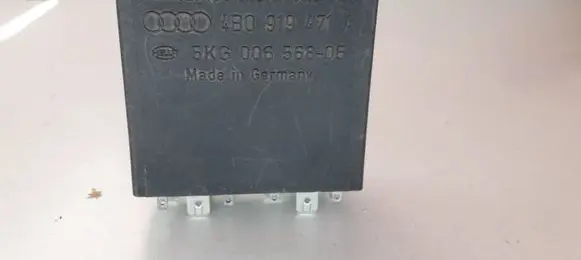 Audi A6 S6 C5 4B Light relay 4B0919471A