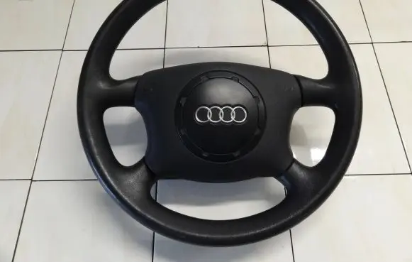Audi A3 S3 8L Steering wheel 8L0880201H