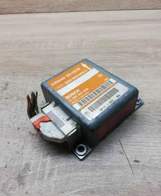 Audi A4 S4 B5 8D Airbag control unit/module 8a0959655c 0285001038