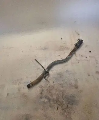 Audi 100 200 5000 C3 Engine coolant pipe/hose 