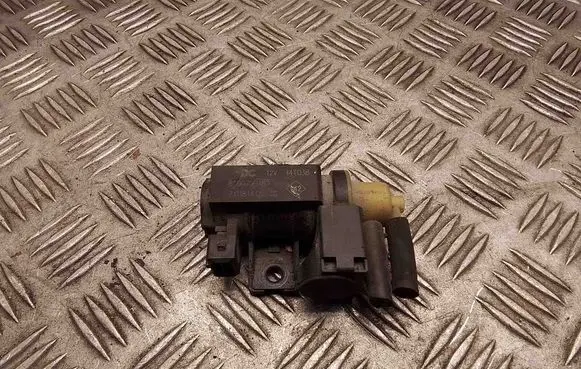 Nissan Qashqai Turbo solenoid valve 8200790180 70181405