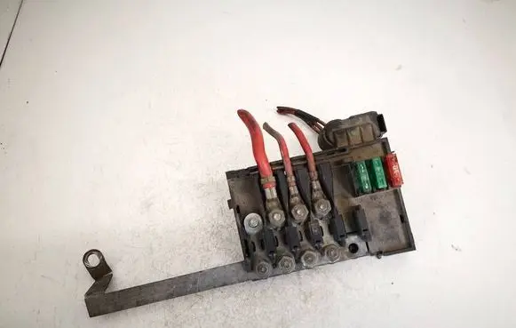 Volkswagen Golf IV Fuse box set