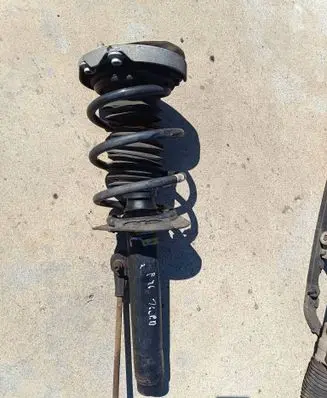 BMW 2 F46 Front shock absorber with coil spring 